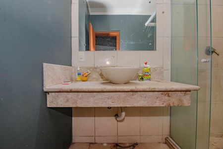 Casa para alugar com 250m², 4 quartos e 3 vagasBanheiro Auxiliar ( Terceiro Piso)
