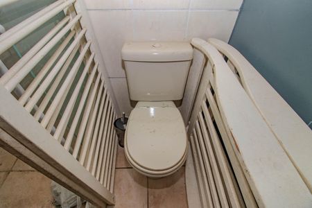 Casa para alugar com 250m², 4 quartos e 3 vagasBanheiro Auxiliar ( Terceiro Piso)
