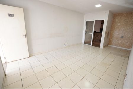 Casa de condomínio para alugar com 73m², 3 quartos e 2 vagas