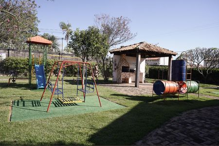 Casa de Condomínio para alugar com 3 quartos, 73m² em Loteamento Alphaville Residencial, Goiânia