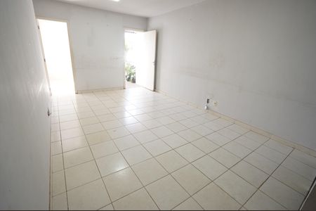Casa de condomínio para alugar com 73m², 3 quartos e 2 vagas