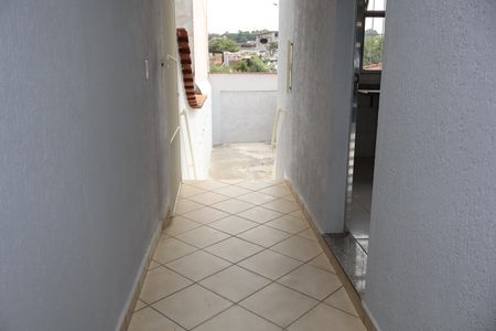 Casa à venda com 250m², 3 quartos e 2 vagasCorredor externo