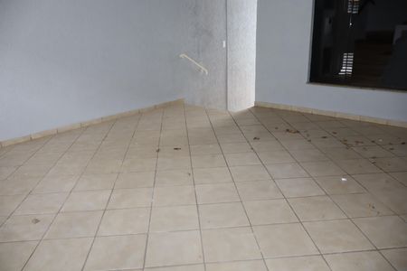 Casa à venda com 250m², 3 quartos e 2 vagasGaragem