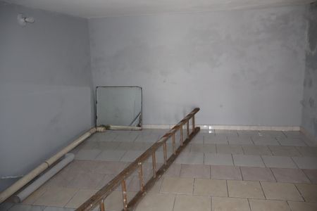 Casa à venda com 250m², 3 quartos e 2 vagasQuarto de Serviço