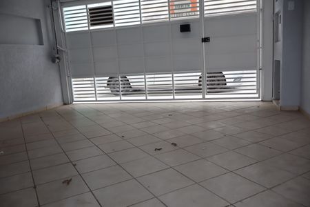 Casa à venda com 250m², 3 quartos e 2 vagasGaragem