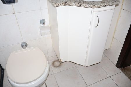 Casa à venda com 250m², 3 quartos e 2 vagasBanheiro 1