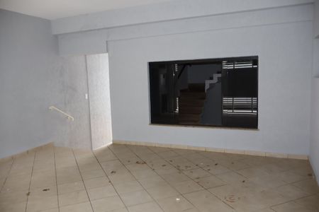 Casa à venda com 250m², 3 quartos e 2 vagasGaragem
