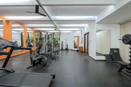 Apartamento para alugar com 53m², 1 quarto e 1 vaga Apartamento para alugar com 53m², 1 quarto e 1 vagaÁrea comum - Academia