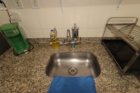 Apartamento à venda com 51m², 2 quartos e 1 vagaCozinha - Pia