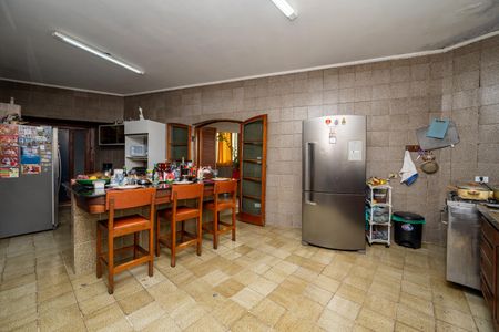 Casa para alugar com 473m², 3 quartos e 10 vagasCozinha