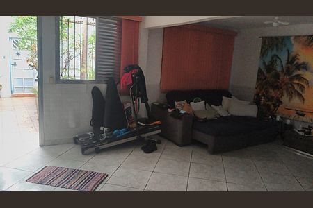 Sala de casa à venda com 2 quartos, 300m² em Jardim Soares, São Paulo