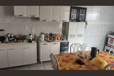 Casa à venda com 300m², 2 quartos e 1 vagaCozinha