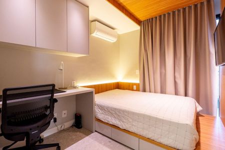 Apartamento à venda com 2 quartos, 64m² em Vila Cordeiro, São Paulo