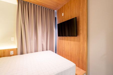 Apartamento à venda com 2 quartos, 64m² em Vila Cordeiro, São Paulo