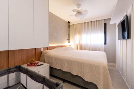 Apartamento à venda com 2 quartos, 64m² em Vila Cordeiro, São Paulo