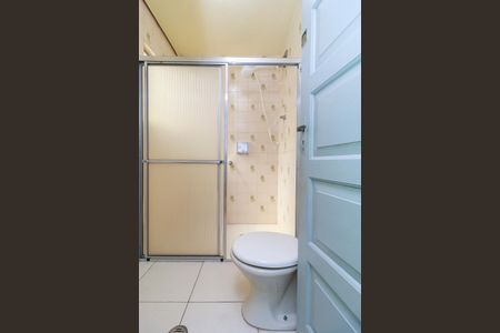 Casa para alugar com 56m², 2 quartos e 2 vagasBanheiro