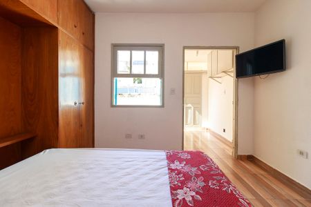 Casa para alugar com 56m², 2 quartos e 2 vagasSuíte