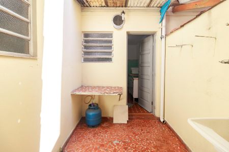 Casa para alugar com 56m², 2 quartos e 2 vagasÁrea de Serviço