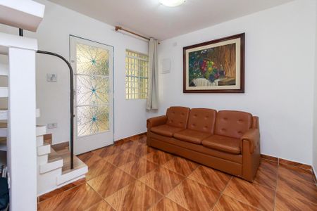 Casa para alugar com 56m², 2 quartos e 2 vagasSala