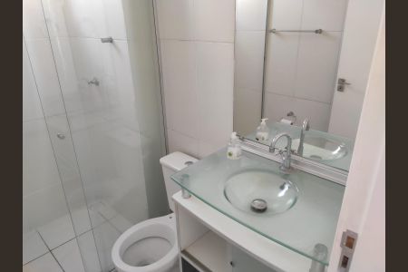 Banheiro de apartamento à venda com 2 quartos, 48m² em Centro, Lagoa Santa