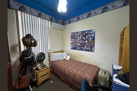 Casa à venda com 220m², 3 quartos e 3 vagasQuarto 2