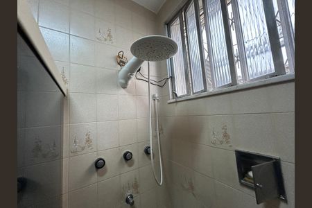 Casa à venda com 220m², 3 quartos e 3 vagasBanheiro Social