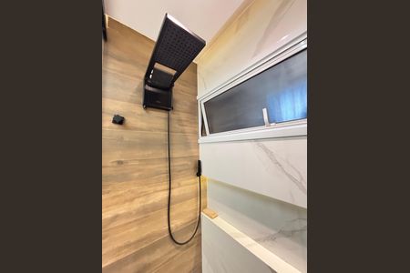 Banheiro da Suíte de apartamento para alugar com 1 quarto, 50m² em Itaim Bibi, São Paulo