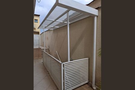 Casa de condomínio à venda com 69m², 3 quartos e 2 vagasÁrea Externa