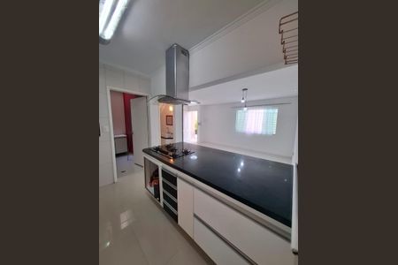 Casa de condomínio à venda com 69m², 3 quartos e 2 vagasCozinha