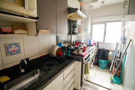 Cozinha de apartamento para alugar com 2 quartos, 51m² em Boqueirão, Praia Grande