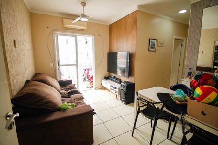 Sala de apartamento para alugar com 2 quartos, 51m² em Boqueirão, Praia Grande