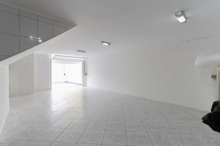 Casa à venda com 150m², 3 quartos e 4 vagas Casa à venda com 150m², 3 quartos e 4 vagasGaragem e área de lazer