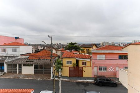 Casa à venda com 150m², 3 quartos e 4 vagas Casa à venda com 150m², 3 quartos e 4 vagasVista da suíte 2