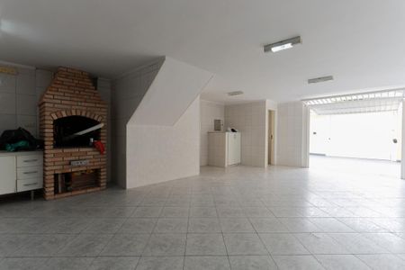 Casa à venda com 150m², 3 quartos e 4 vagas Casa à venda com 150m², 3 quartos e 4 vagasGaragem e área de lazer