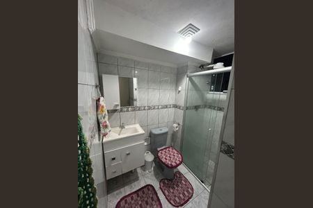 Banheiro  de apartamento à venda com 2 quartos, 54m² em Conceição, Diadema