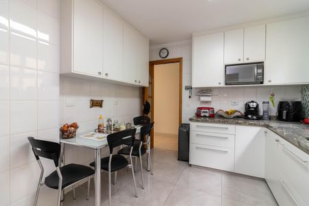 Apartamento à venda com 84m², 3 quartos e 2 vagasCozinha
