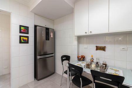 Apartamento à venda com 84m², 3 quartos e 2 vagasCozinha