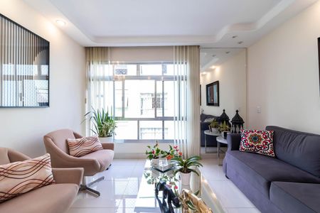Apartamento à venda com 84m², 3 quartos e 2 vagasSala