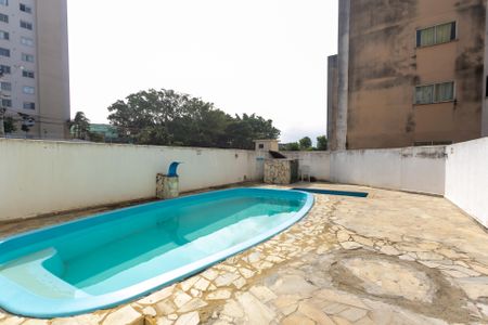Apartamento para alugar com 50m², 3 quartos e 1 vagaÁrea comum - Piscina
