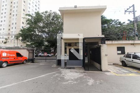 Apartamento para alugar com 50m², 3 quartos e 1 vagaEntrada do Condomínio 