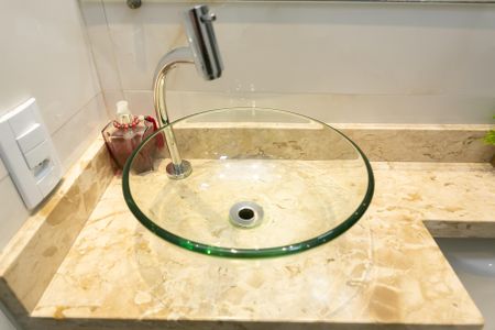 Apartamento para alugar com 50m², 3 quartos e 1 vagaBanheiro - Detalhe 