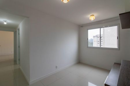 Apartamento para alugar com 45m², 2 quartos e 1 vagaSala