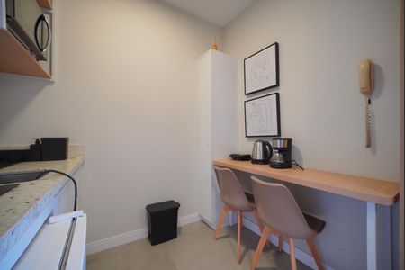 Cozinha de kitnet/studio para alugar com 1 quarto, 32m² em Centro, Florianópolis