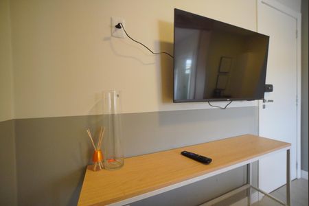 Sala de kitnet/studio para alugar com 1 quarto, 32m² em Centro, Florianópolis