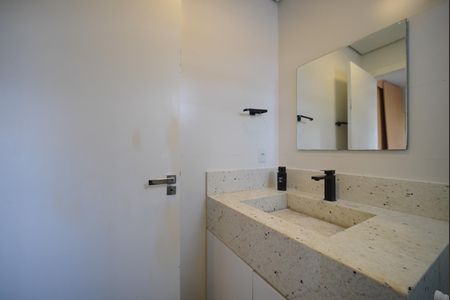 Banheiro de kitnet/studio para alugar com 1 quarto, 32m² em Centro, Florianópolis