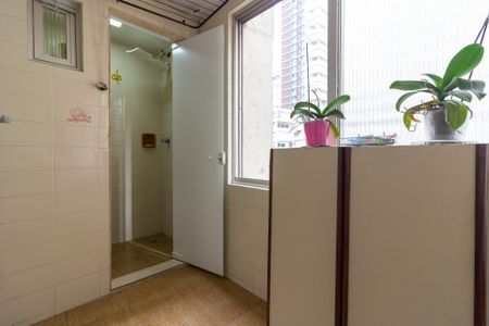 Apartamento à venda com 80m², 2 quartos e 1 vagaÁrea de Serviço