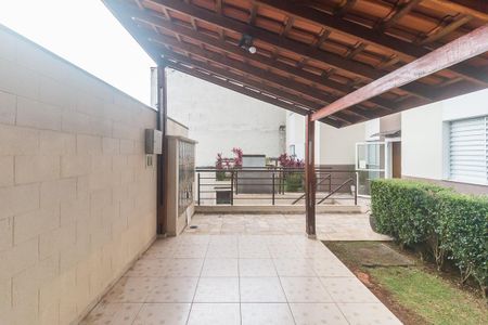 Apartamento para alugar com 44m², 2 quartos e 1 vagaÁrea comum - Churrasqueira