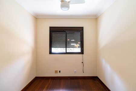 Apartamento à venda com 155m², 4 quartos e 2 vagas Apartamento à venda com 155m², 4 quartos e 2 vagasSuíte 2