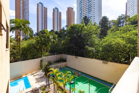 Apartamento à venda com 155m², 4 quartos e 2 vagas Apartamento à venda com 155m², 4 quartos e 2 vagasVista do Quarto 2