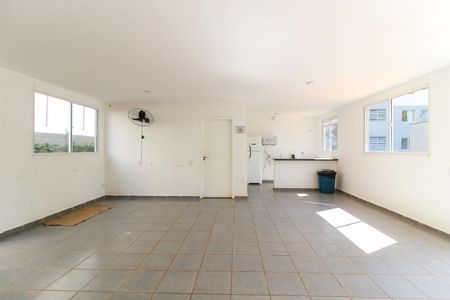 Apartamento à venda com 41m², 2 quartos e sem vagaÁrea comum - Salão de festas